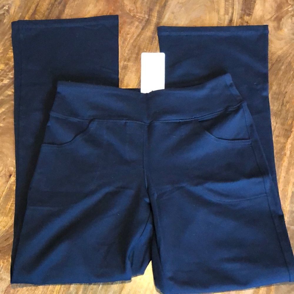 Yogiplace 4 pocket flare leg yoga pants size small